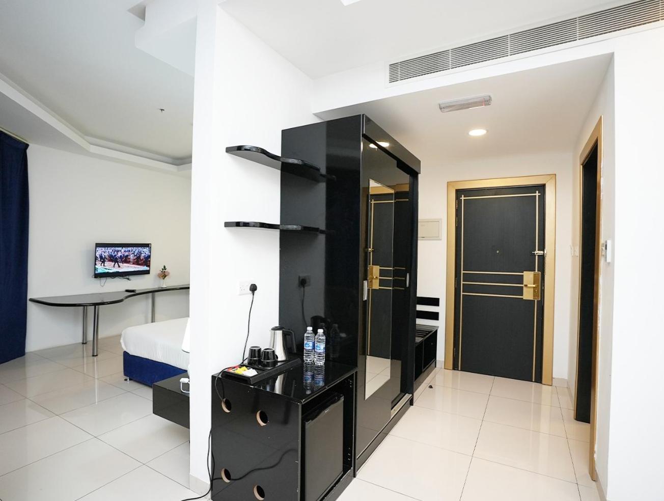 Parkside Plaza Muscat 호텔 외부 사진